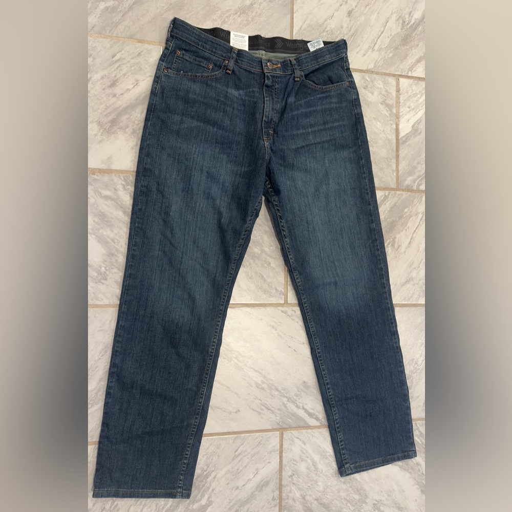 NWT Wrangler Authentics Mens Dark Blue Straight Leg Jeans Size 34Wx32L